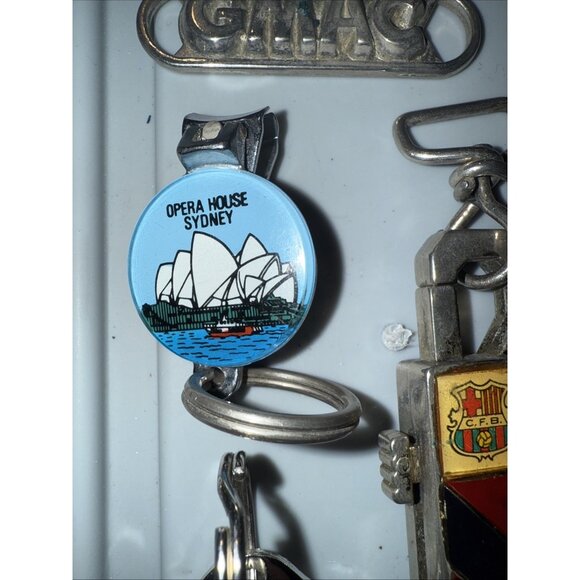 Souvenir Vintage Keychain Lot Military Cable Car Sydney Opera House US States - Picture 6 of 13
